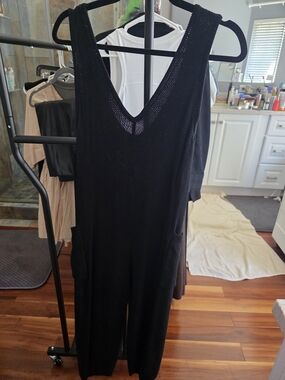Black Knit Sleeveless V-Neck Jumpsuit